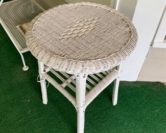 #46	Wicker Round Stool w/Shelf  18x22	 $20.00 

