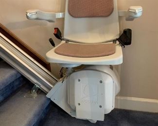 #63	Acorn Chair Lift (you disassemble and remove) Working 11ft rails	 $300.00 
