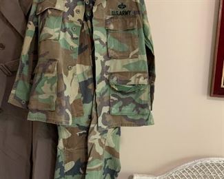 #89	U S. Army Fatigues Small (2 pc) - Small  (4 sets)   $20 each
