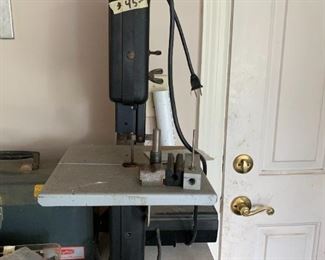 #121	B&D Bandsaw 7.5" Band	 $45.00 
