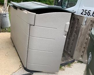 #127	Rubbermaid Plastic Lawn Mower Shed w/slide-back Top 55Wx75Dx48T	 $125.00 
