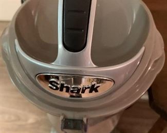 #151	Shark vacuum 	 $75.00 
