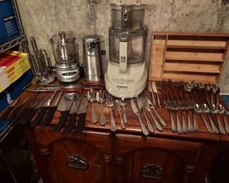 Cuisinart Food Processor, Mini Prep Plus, and Stainless Steel Can Opener, Oneida Flatware, Premium knives, etc.