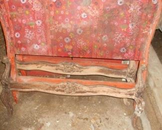2 antique twin beds we have the rails