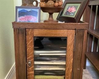 Small Bookshelf with Glass Door and Accessories
