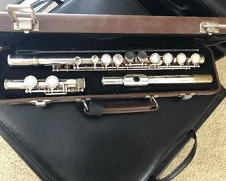 Olds Flute in case