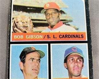 Lot 231
1971 Topps Bob Gibson Gaylord Perry Card