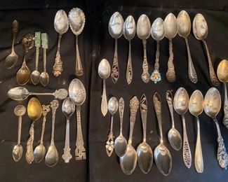 018Dr Souvenir Spoons Vintage  Antique