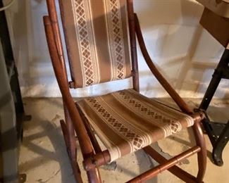 Very nice antique rocking chair!