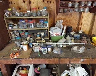 Workbench with Contents - Hardware
