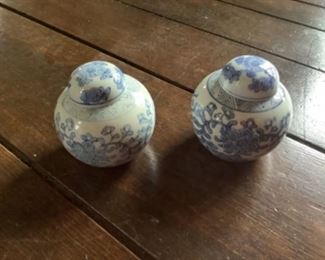 2 small Lidded Pots of Blue and White Floral China Pottery