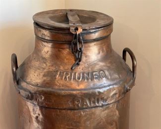 Copper milk can