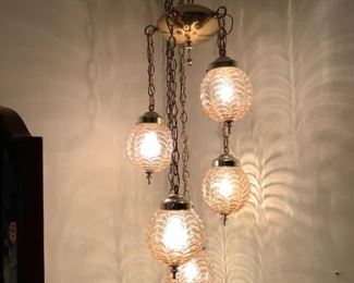 Hanging Globes Lamp
