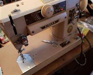 Singer Sewing Machine