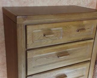 Lane oak chest of drawers