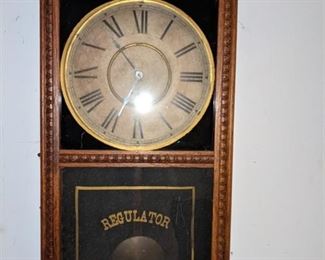 Vintage clocks in working condition