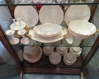 LARGE SELECTION OF LENOX IVORY (24K GILT TRIM) CHINA