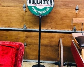 Kool Motor lollipop sign
