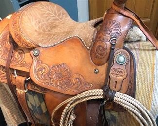 Find large Ryon saddle cutting saddle and all accessories