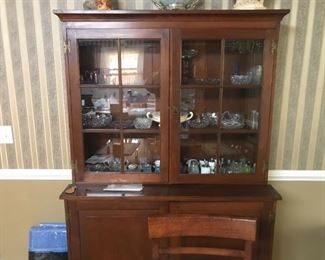 Gorgeous China Cabinet