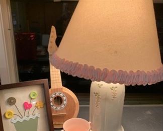 Pink rosebud lamp
