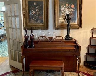 vintage piano, needs refurbishing / cleaning 