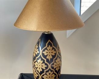 Table lamp