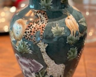 Porcelain vase with safari motif