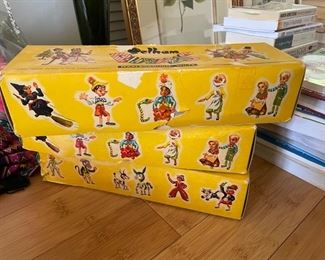 Vintage Pelham wood puppets