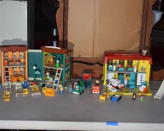 Fisher Price - Little People Sesame Street and Children's Hospital