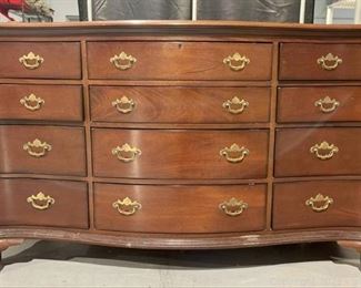Arnold Palmer Collection Lexington 12 Drawer Dresser