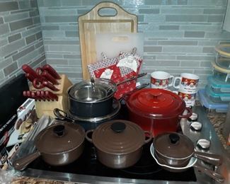  Vintage Le Creuset cookware and more.