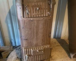 Rare "Warm Morning" Coal & Wood Burning Stove
It is currently included in our Fixed Price Sale for only $200. https://ctbids.com/#!/description/share/872264