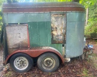 Two Stall Horse Trailer. It is currently included in our Fixed Price Sale for only $500. https://ctbids.com/#!/description/share/872260