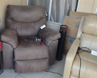 chocolate brown electric recliner