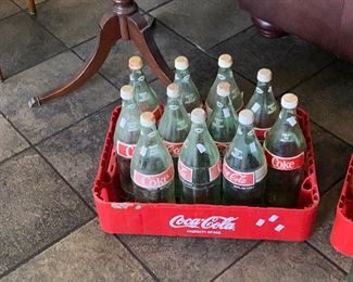 TM9376 11 Vintage 32oz Coke Bottles	
