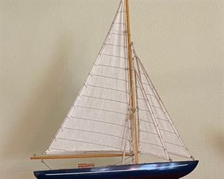 TM9399 Sailboat Vintage Wood Model Scale 	
