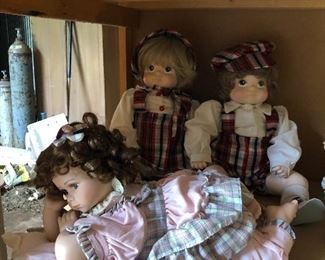 Collectable, porcelain dolls, various prices