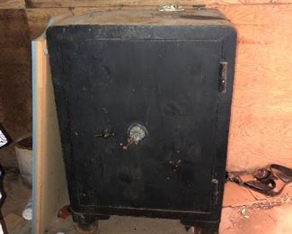 Antique Sargent & Greenleaf floor safe.  Do not have combination to lock, would need a locksmith.