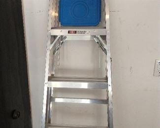 Painting ladder 6 ft.