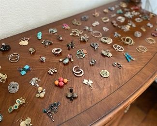 Enormous selection of fashionable / stylish jewelry!