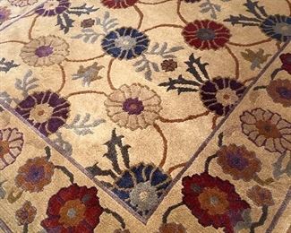 Aura International 100% Pure New Wool Pile Rug