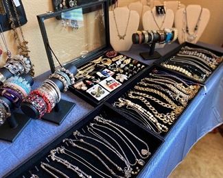 Enormous selection of jewelry!