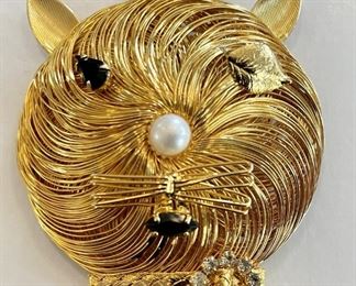 Vintage Large Runway Gold Tone Wire Cat Face With Faux Stone Eyes, Faux Pearl Nose & Rhinestone Collar 