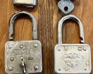 (4) Antique Locks & Keys, SLAYMAKER  USA, Master Lock Co, Lion Head, 77 & Master Lock CO, 99, Green Lock