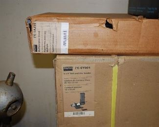 DAYTON 6"x9" Belt & Disc Sander - New in Box - Includes: 6Y001 Sander & 5A335 Multipurpose Stand