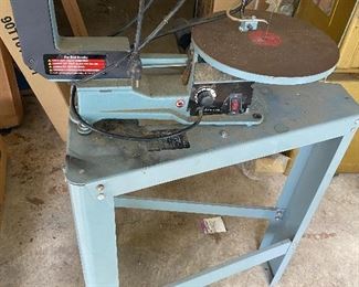 Delta 16" Varible Speed Scroll Saw - Model 40-540 - Includes: DELTA Stand
