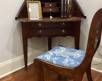 Great corner desk - Mahogany side chair