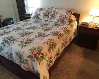 Kent Coffey MCM Full-Size Bed & 2 Nightstands
