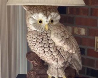 Cute humongous owl ceramic lamp,  old school Tv